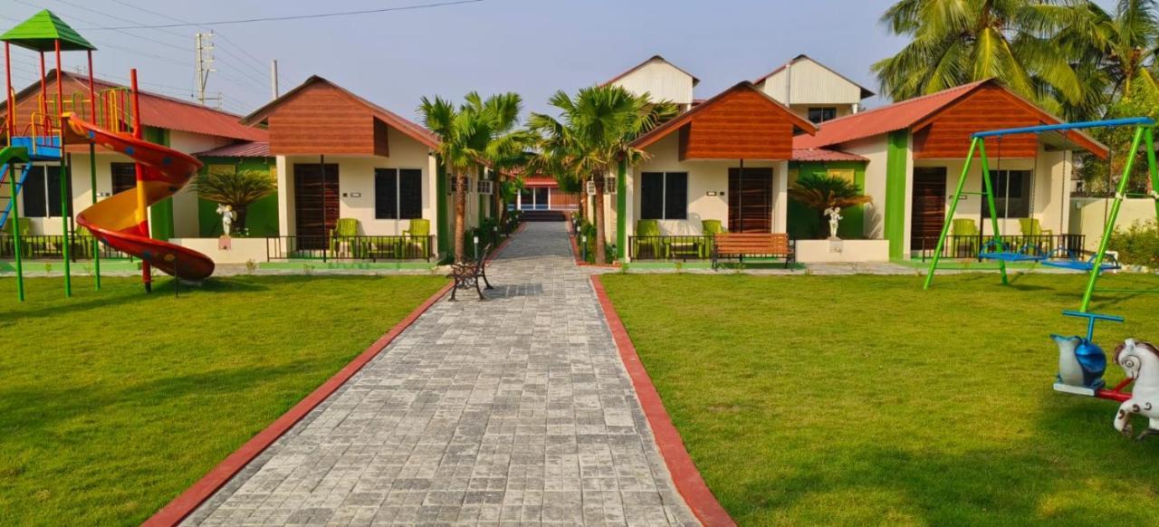 New Mouchak Hotel & Resorts Tajpur Екстер'єр фото