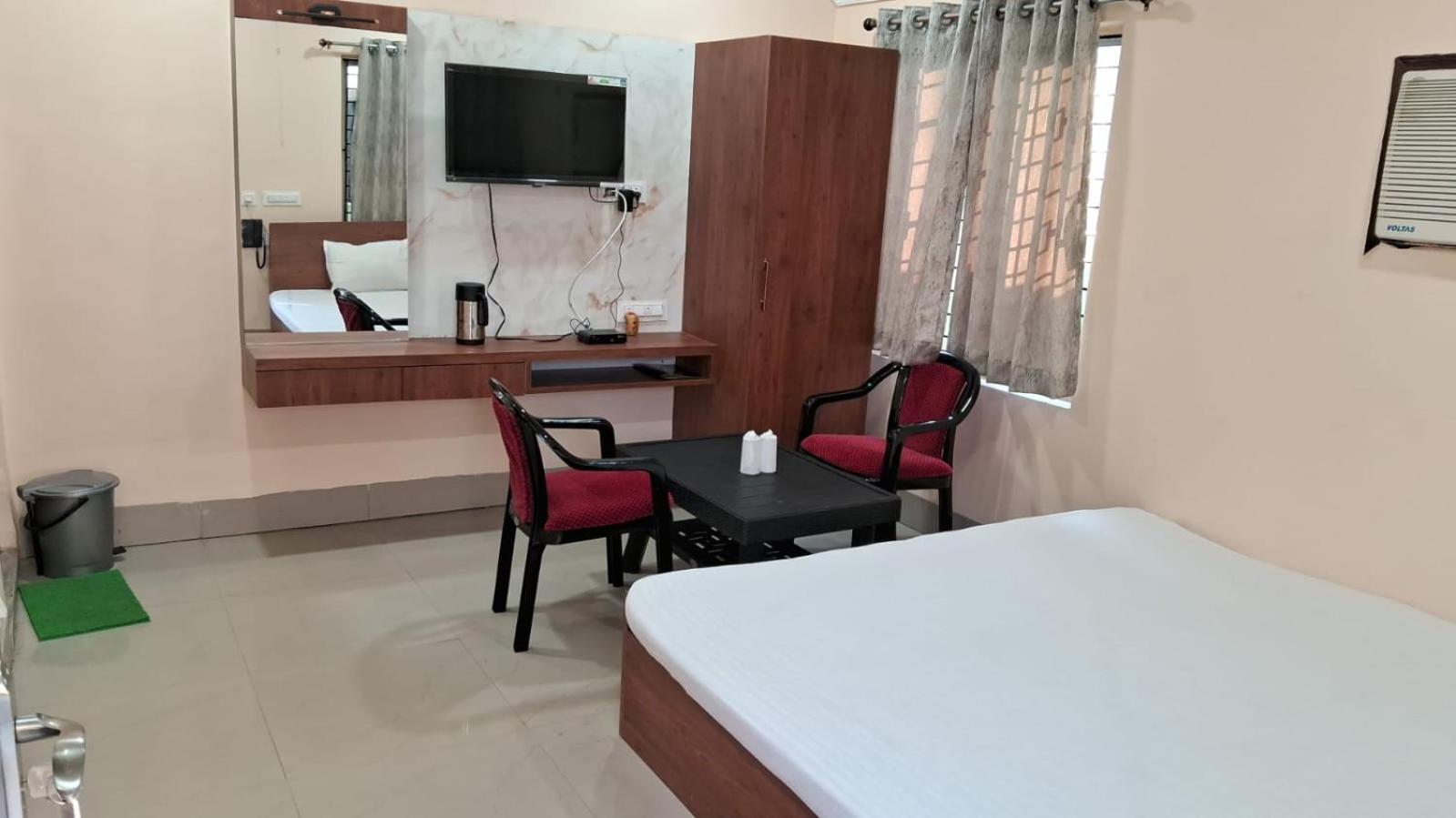 New Mouchak Hotel & Resorts Tajpur Екстер'єр фото